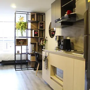 Loft Between Business Centers & Restobars Apartment